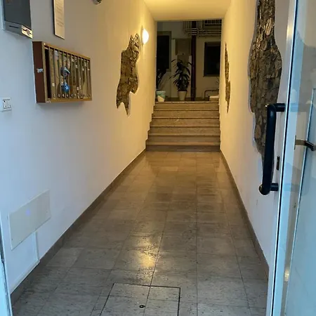 Mia Apartment *